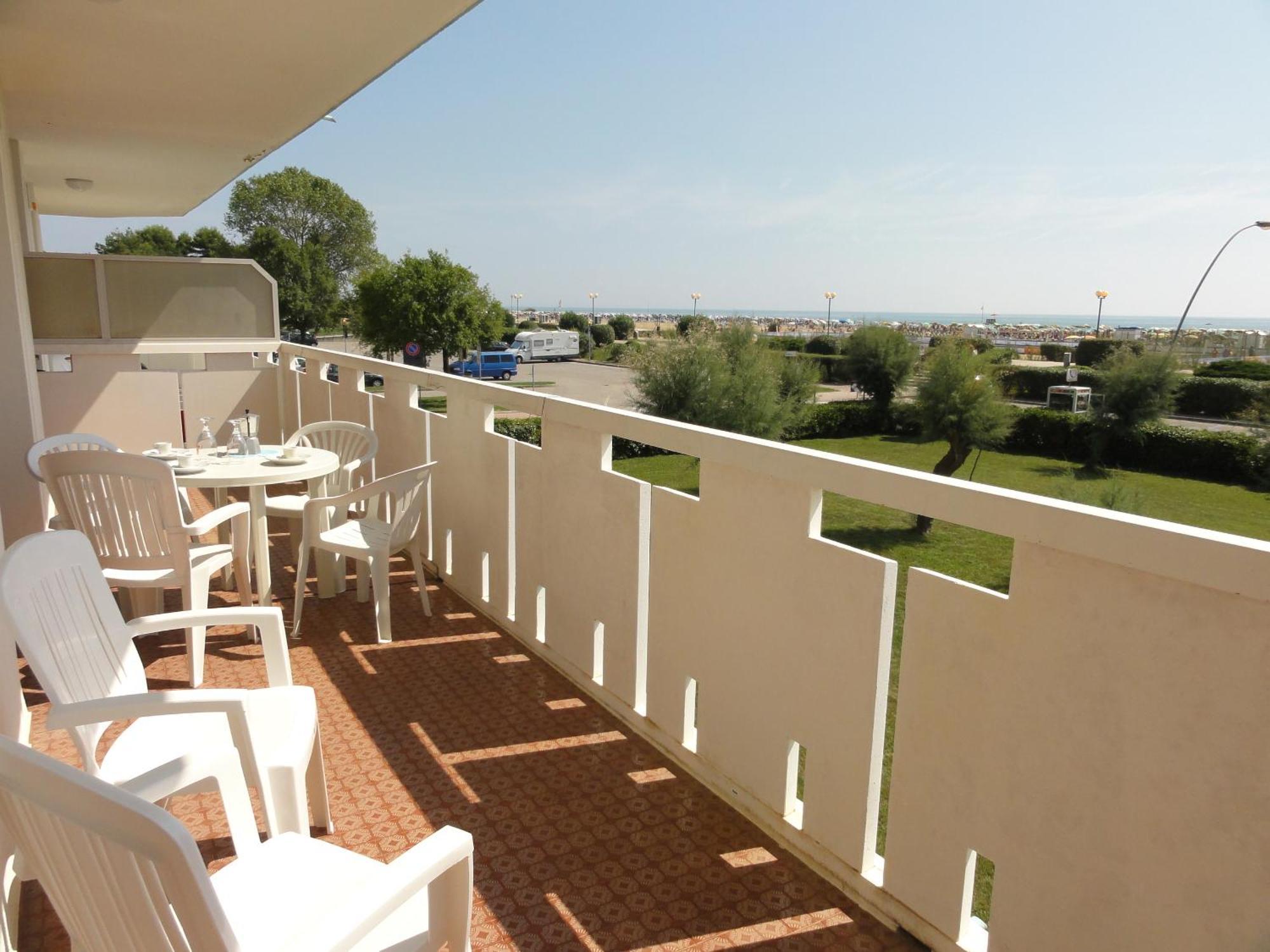 Corso - Appartamenti Bibione Exterior foto