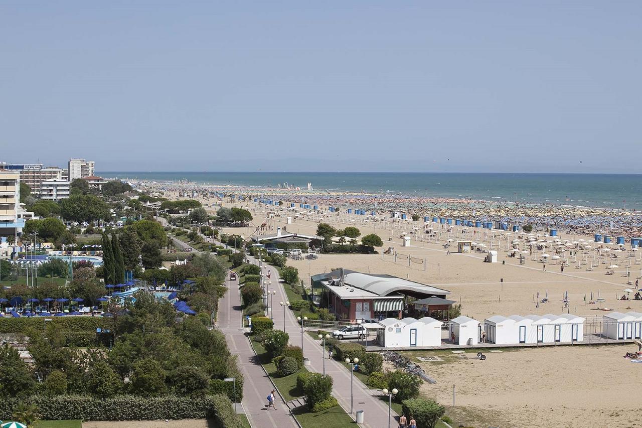 Corso - Appartamenti Bibione Exterior foto
